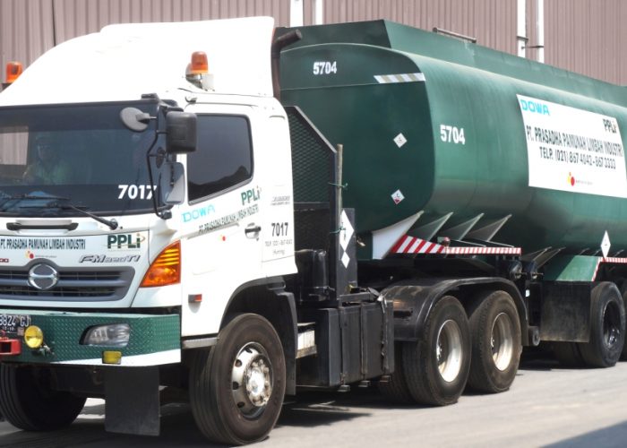 Truk tangki